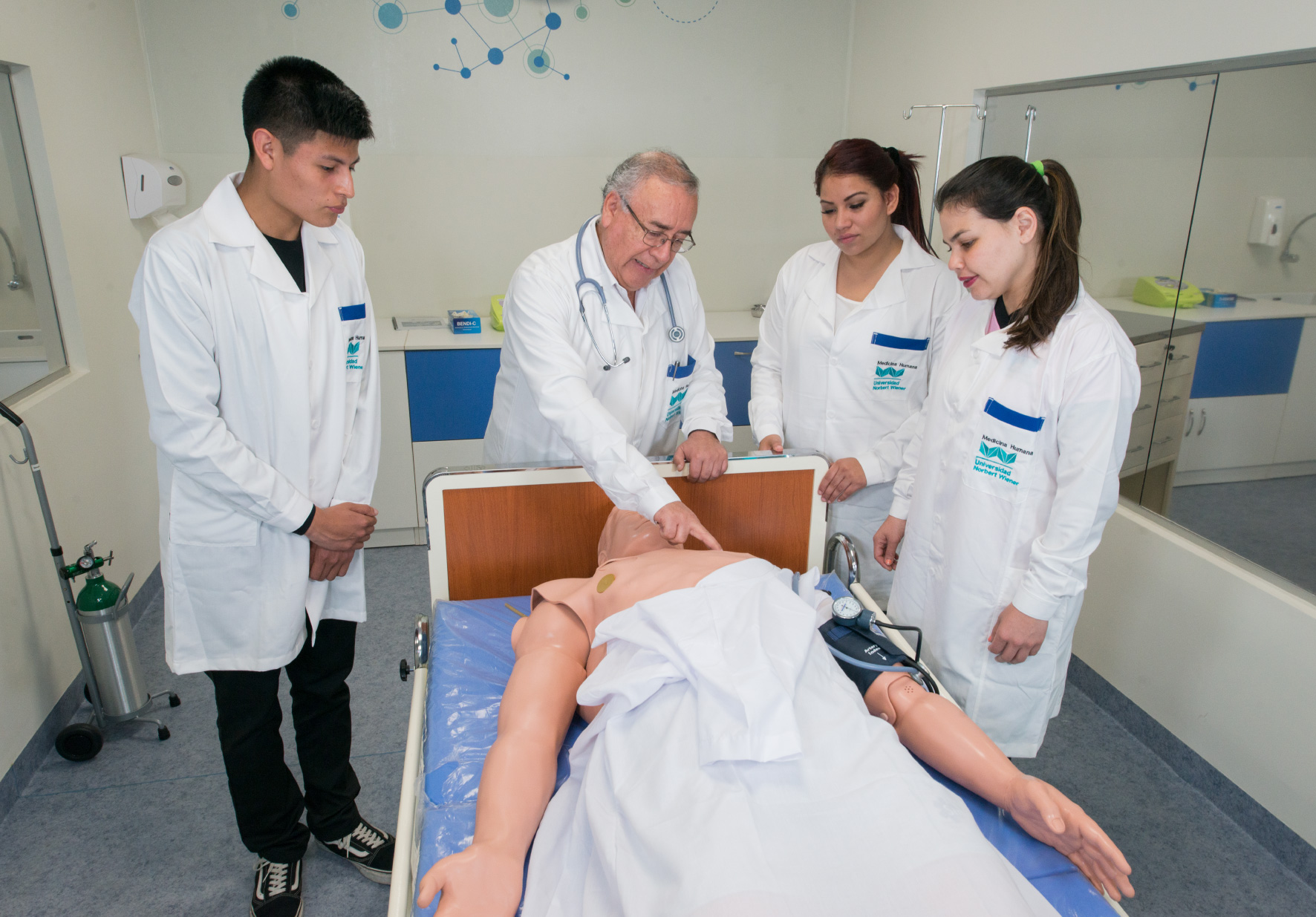 DIRECTORA DE MEDICINA HUMANA DE LA UNIVERSIDAD NORBERT WIENER DESTACA EL IMPORTANTE PAPEL DE LOS MÉDICOS EN ESTA LUCHA DIARIA CONTRA LA COVID-19