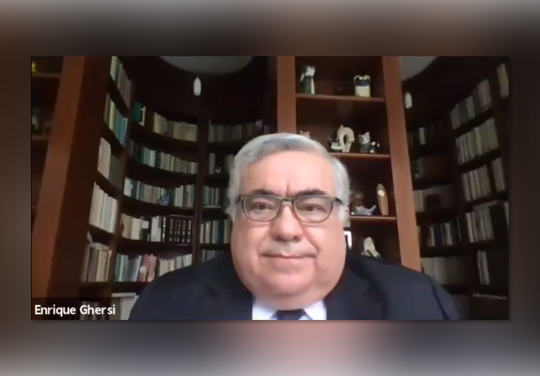 JURISTA ENRIQUE GHERSI, DOCENTE HONORARIO DE NORBERT WIENER, DICTÓ CLASE MAGISTRAL SOBRE ANÁLISIS ECONÓMICO DEL DERECHO