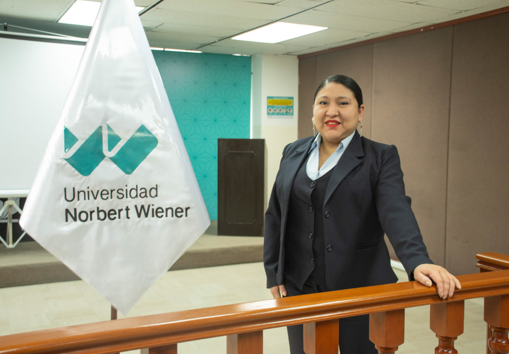 ESTUDIANTE DE NORBERT WIENER GANÓ OLIMPIADAS JURÍDICAS DE LA UNIVERSIDAD DEL ATLÁNTICO (COLOMBIA), EN LA CATEGORÍA PRUEBA DE ENSAYO