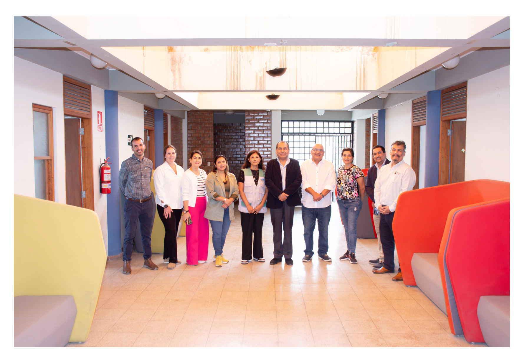 RECTOR DE LA UNIVERSIDAD NORBERT WIENER Y DIRECTORES DE SALUD VISITARON LA CIUDAD DE LOS NIÑOS DE LA INMACULADA