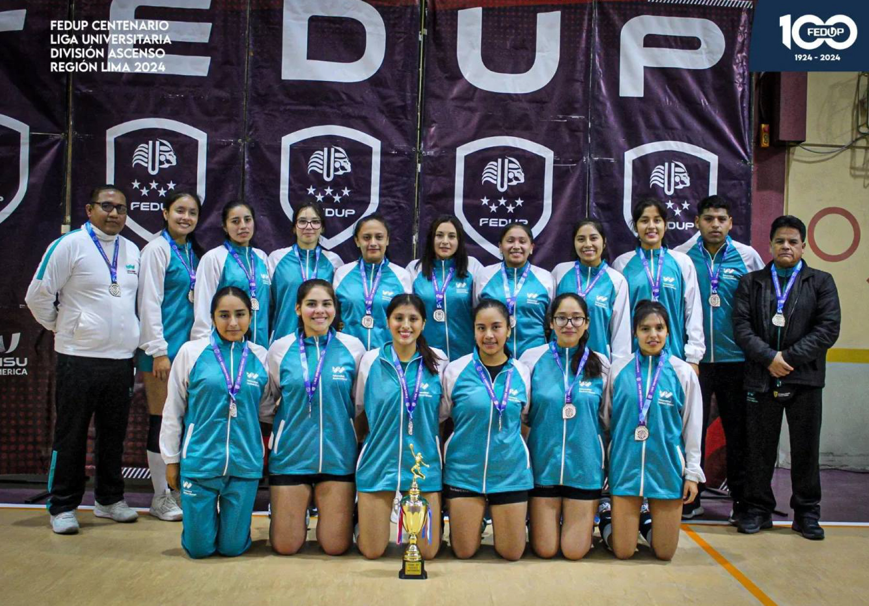 SELECCIÓN DE VÓLEY DE LA UNIVERSIDAD NORBERT WIENER LOGRÓ SU PASE A LA PRIMERA DIVISIÓN AL SUBCAMPEONAR EN CERTAMEN ORGANIZADO POR LA FEDUP