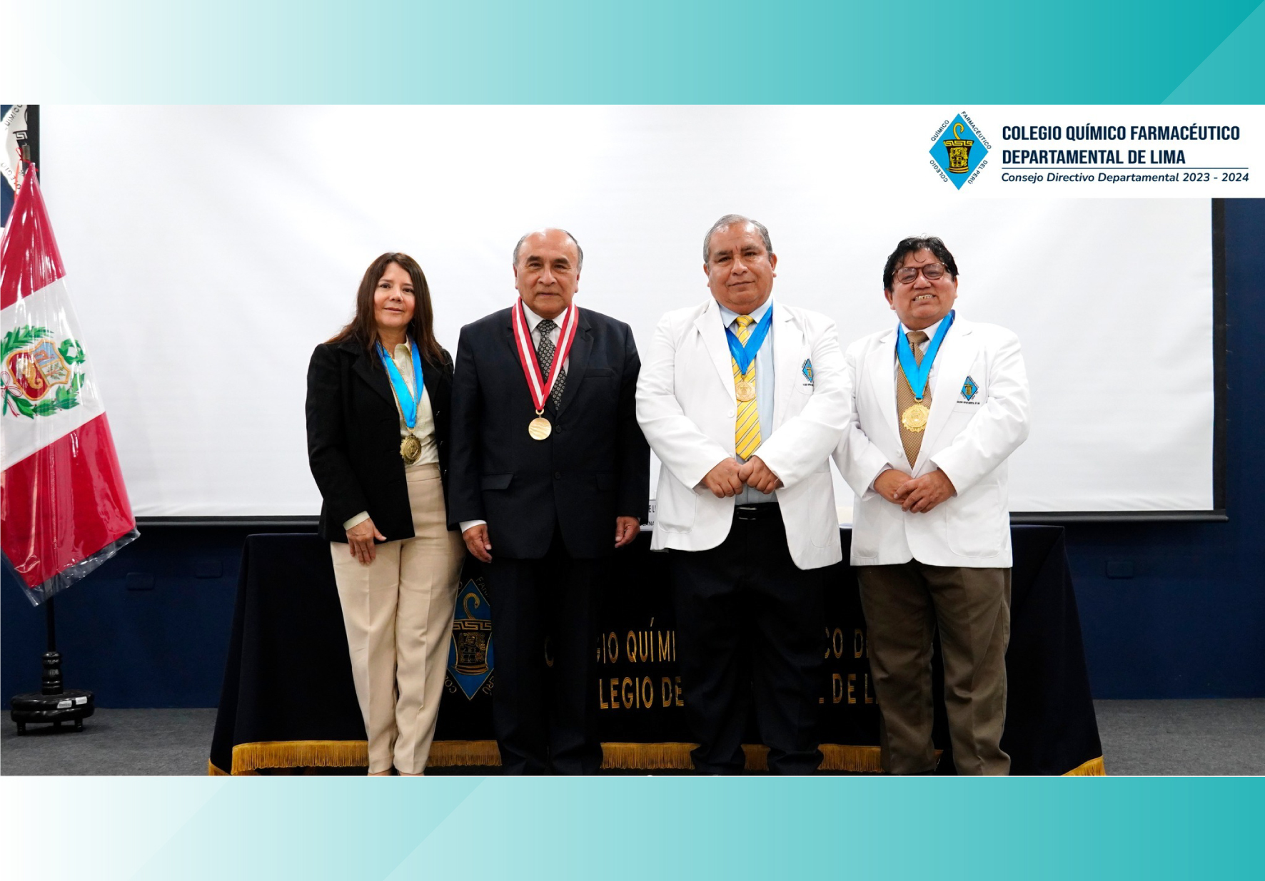 DOCENTE DE LA UNIVERSIDAD NORBERT WIENER RECIBE RECONOCIMIENTO DEL COLEGIO QUÍMICO FARMACÉUTICO DEPARTAMENTAL DE LIMA