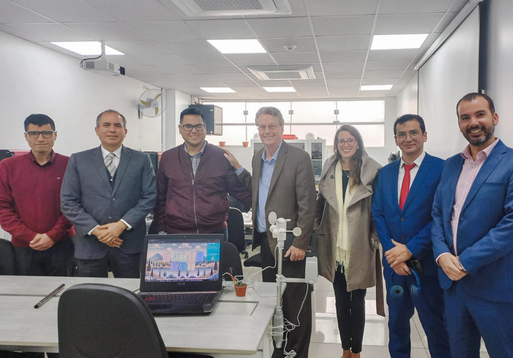 DIRECTOR DE INNOVACIÓN DIGITAL DEL INSTITUTO DE DISEÑO UNIVERSITARIO DE ARIZONA STATE UNIVERSITY VISITÓ LA UNIVERSIDAD NORBERT WIENER