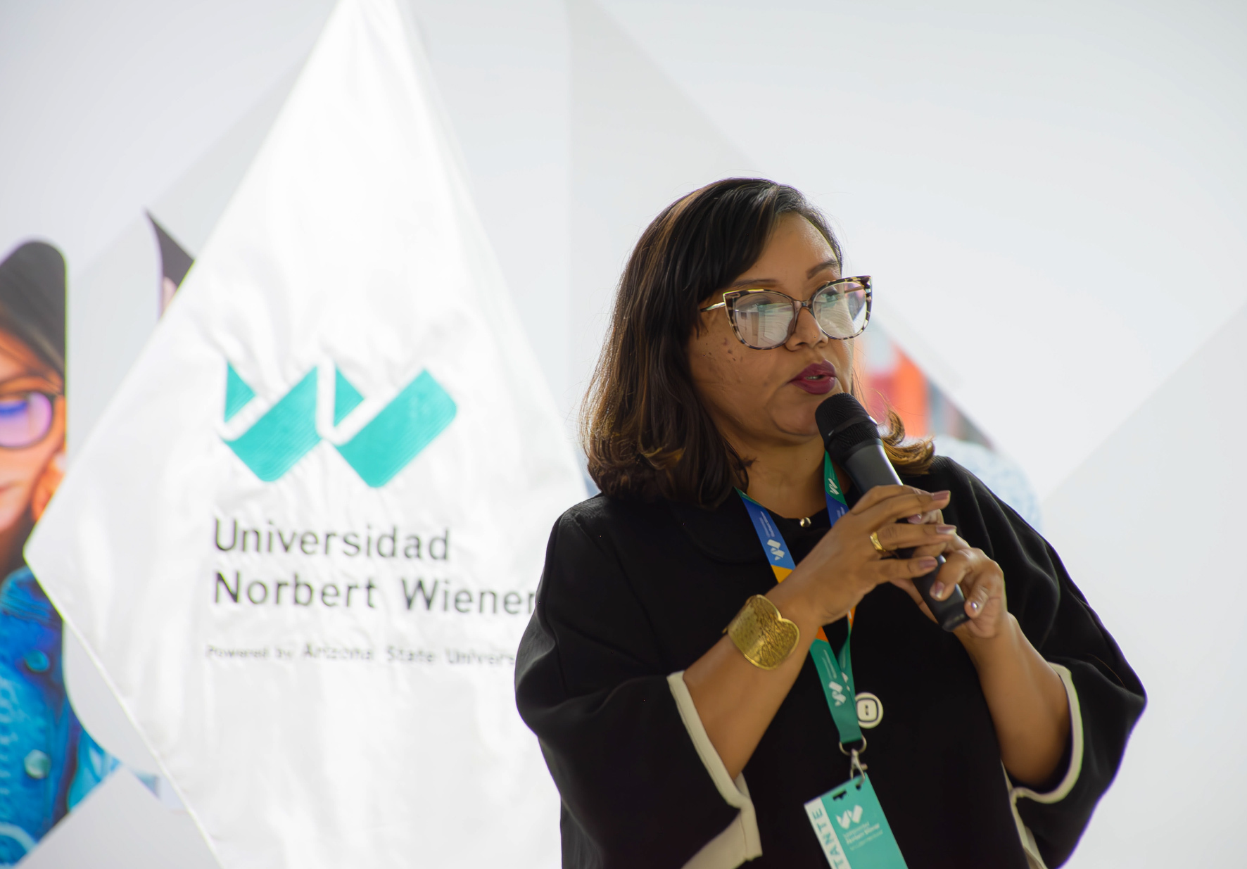 DELEGACIÓN DE DOCENTES DE LA UNIVERSIDAD DE SANTANDER (COLOMBIA) VISITÓ LA UNIVERSIDAD NORBERT WIENER