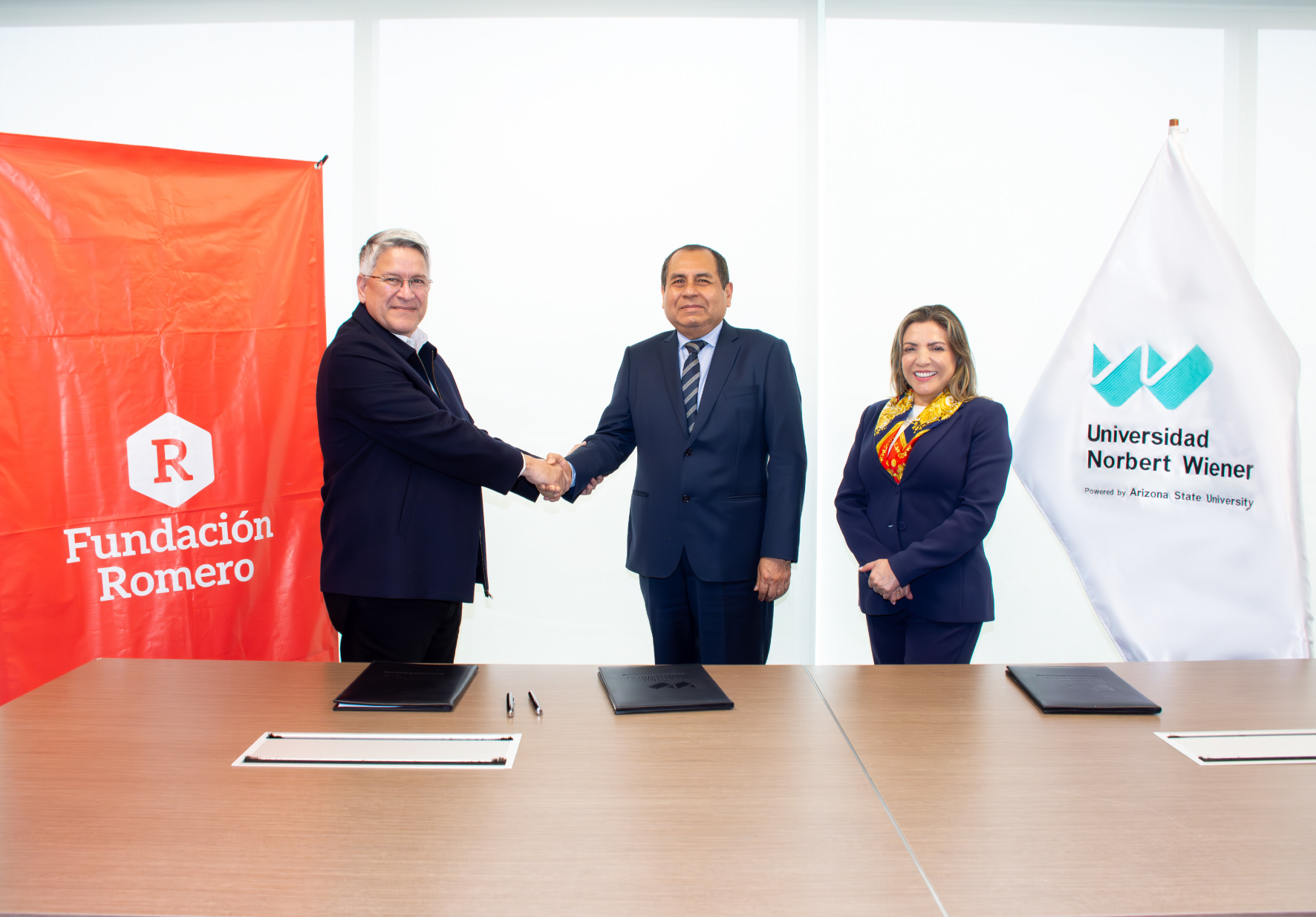 UNIVERSIDAD NORBERT WIENER Y FUNDACIÓN ROMERO SUSCRIBEN CONVENIO DE COOPERACIÓN EN BENEFICIO DE NUESTROS ESTUDIANTES Y LA COMUNIDAD