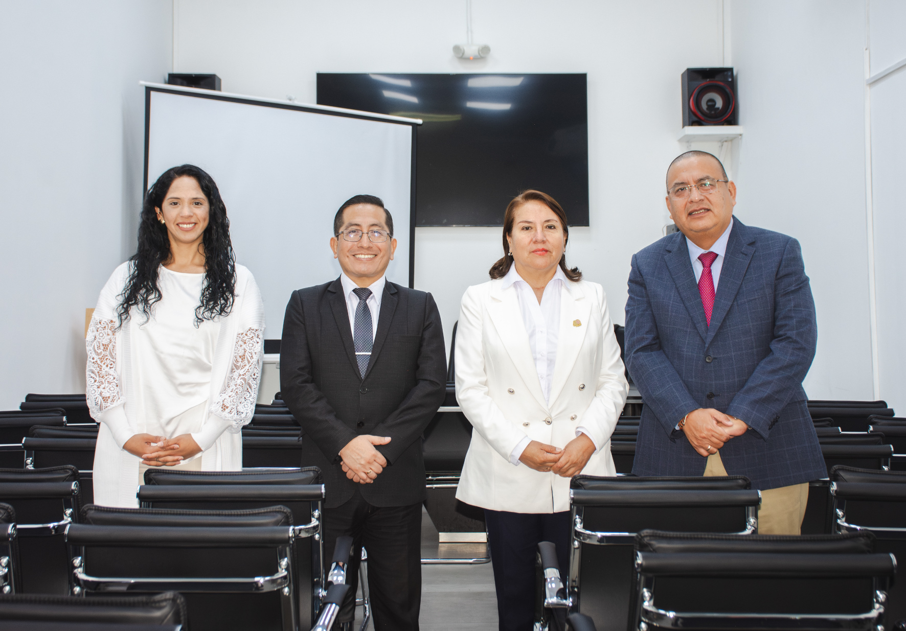 FACULTAD DE CIENCIAS DE LA SALUD DE LA UNIVERSIDAD NORBERT WIENER FORTALECE SU ALIANZA CON LA DIRIS LIMA CENTRO Y LA RED PRESTACIONAL SABOGAL