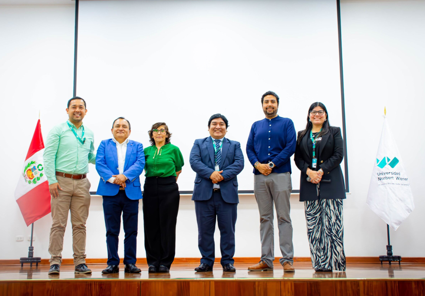 DOCENTES DE LA UNIVERSIDAD NORBERT WIENER PARTICIPARON EN JORNADAS DE CAPACITACIÓN