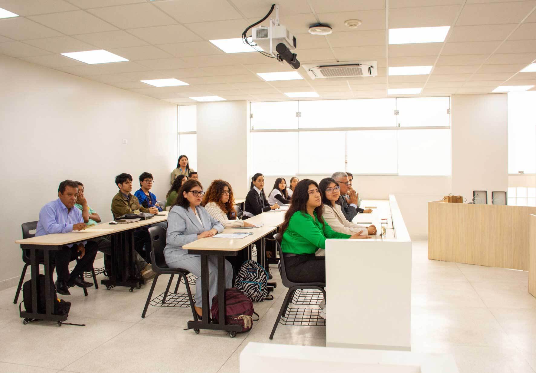 PROGRAMA ACADÉMICO DE DERECHO Y CIENCIA POLÍTICA DE LA UNIVERSIDAD NORBERT WIENER ORGANIZÓ CONCURSO SEMILLERO DE LÍDERES 2024