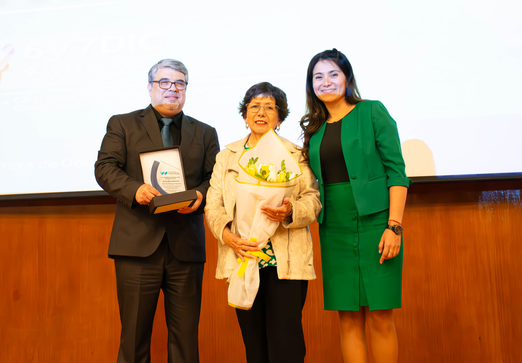 UNIVERSIDAD NORBERT WIENER ORGANIZÓ XVI CONGRESO INTERNACIONAL DE ODONTOLOGÍA CON LA PARTICIPACIÓN DE ESPECIALISTAS DESTACADOS DE BRASIL, COLOMBIA, VENEZUELA, REPÚBLICA DOMINICANA Y PERÚ