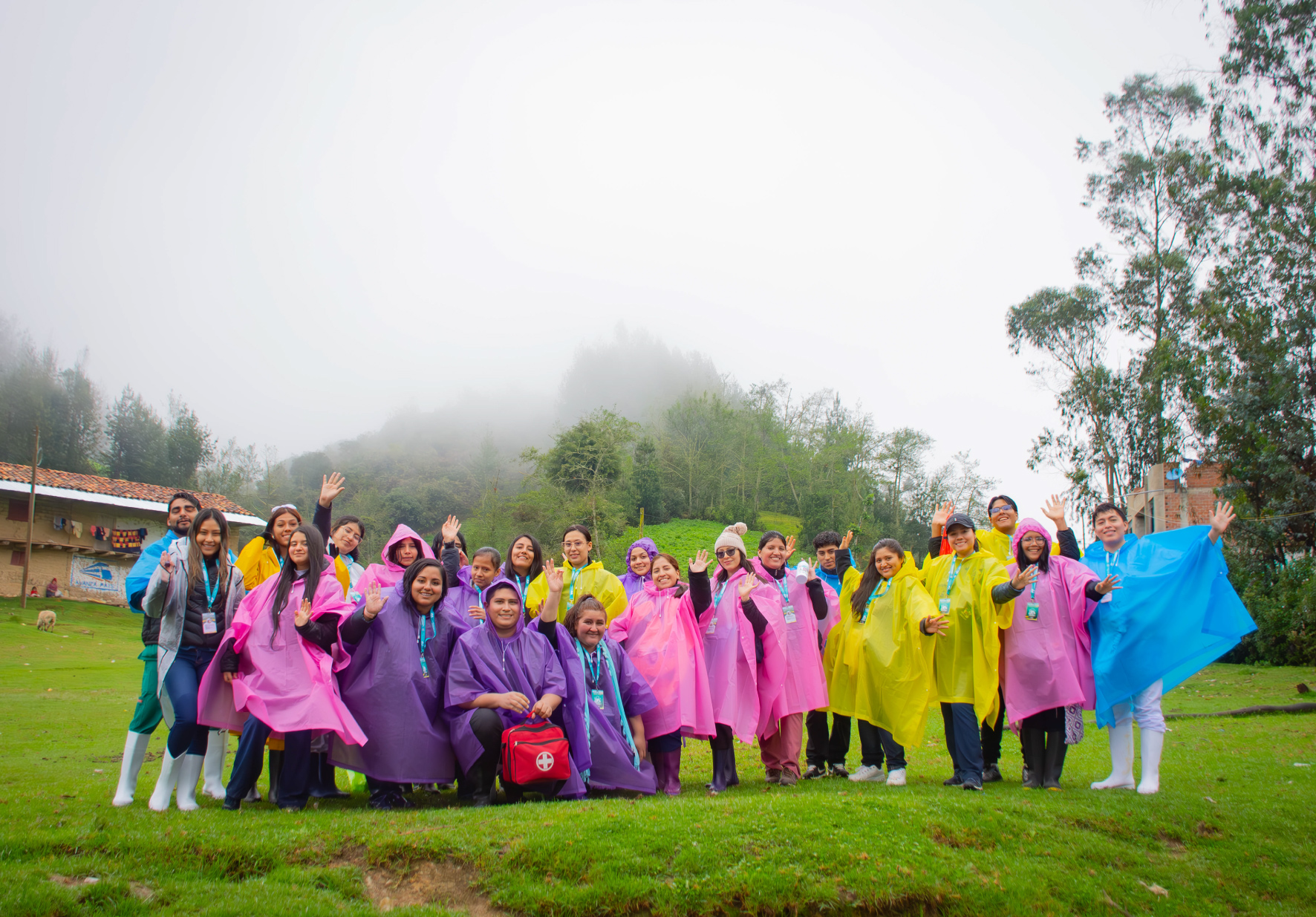 ESTUDIANTES DE LA FACULTAD DE CIENCIAS DE LA SALUD DE LA UNIVERSIDAD NORBERT WIENER PARTICIPARON EN CAMPAÑA DE SALUD GRATUITA REALIZADA EN CHIGUIRIP, CAJAMARCA