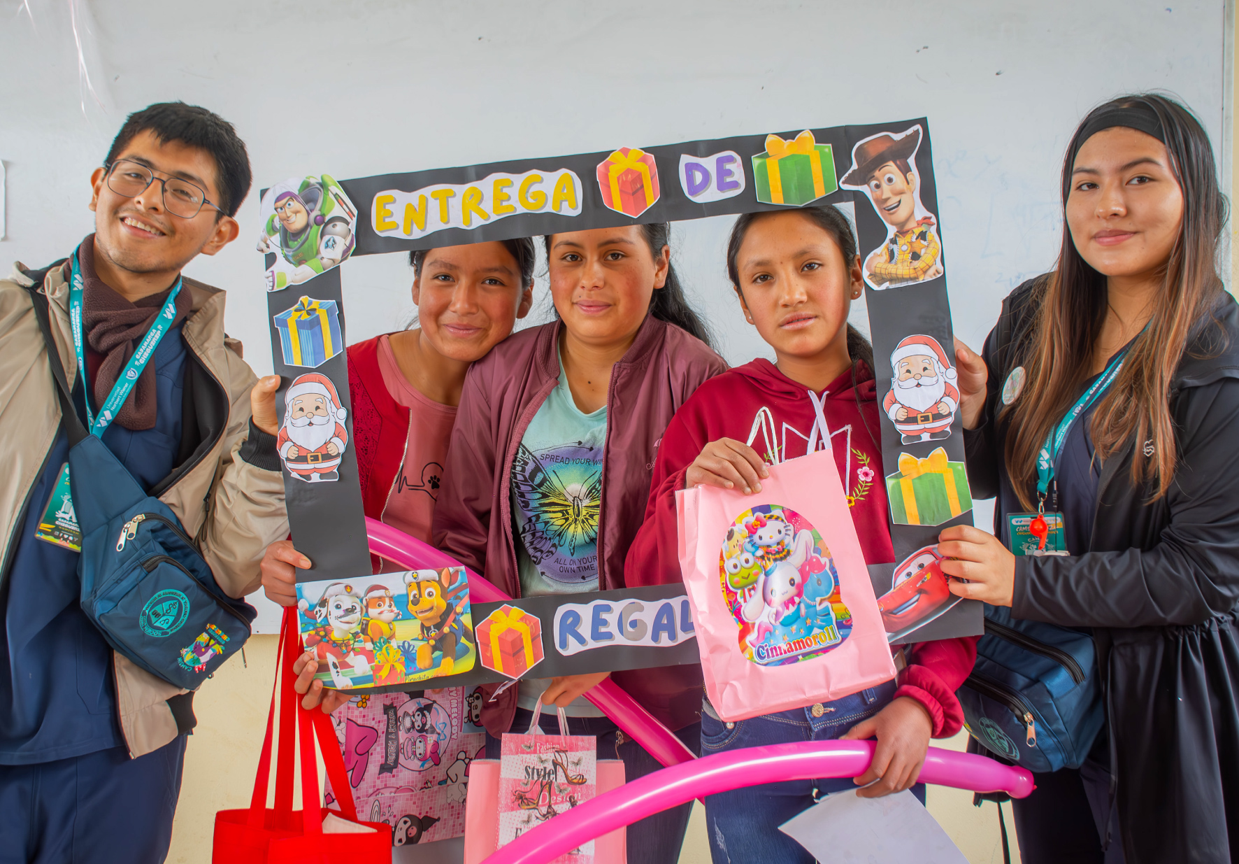 ESTUDIANTES DE LA FACULTAD DE CIENCIAS DE LA SALUD DE LA UNIVERSIDAD NORBERT WIENER PARTICIPARON EN CAMPAÑA DE SALUD GRATUITA REALIZADA EN CHIGUIRIP, CAJAMARCA