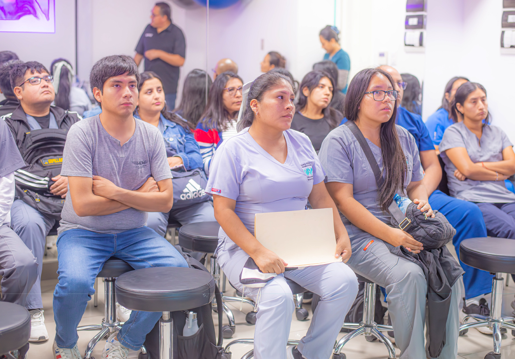ESPECIALISTA EN CUIDADOS INTENSIVOS Y MEDICINA DEL SUEÑO DE LA NBRC DICTÓ TALLER DIRIGIDO A ESTUDIANTES DE LA UNIVERSIDAD NORBERT WIENER