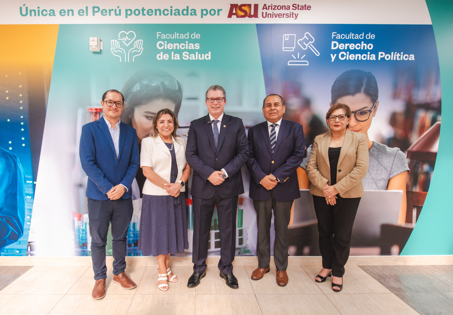 MINISTERIO DE EDUCACIÓN AGRADECE COLABORACIÓN DE LA UNIVERSIDAD NORBERT WIENER Y EL INSITUTO CARRIÓN EN LA ESTRATEGIA “ABRAZA TU COLE”