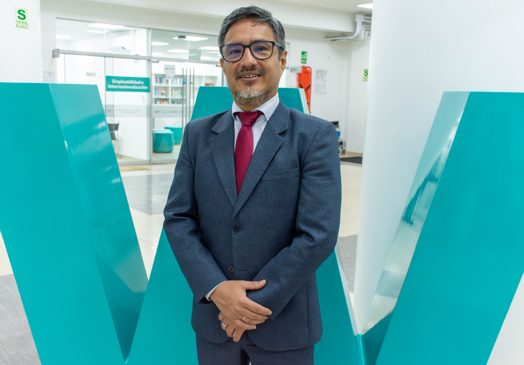 DOCENTE DE DERECHO Y CIENCIA POLÍTICA DE LA UNIVERSIDAD NORBERT WIENER PARTICIPÓ COMO PONENTE EN SEMINARIO NACIONAL ORGANIZADO POR LA SOCIEDAD PERUANA DE DERECHO DEL TRABAJO Y LA SEGURIDAD SOCIAL